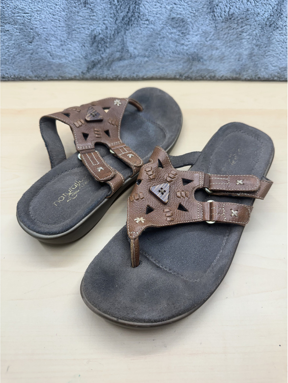 Natural Soul Brown Leather Casual Sandals Comfortable Summer Slip On